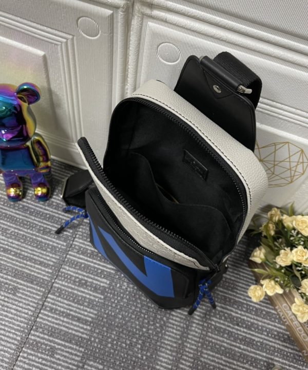 01ec150d50d8467e82153bfb84e98558-1 01ec150d50d8467e82153bfb84e98558-1