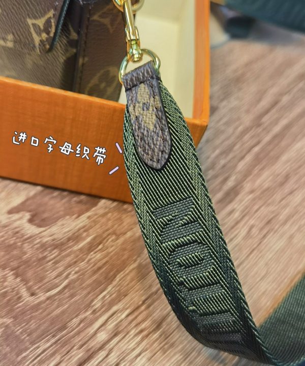 02750c40c5434263b4a5451bbb80f504-1