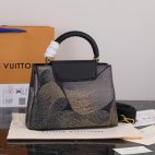 032d466bad86481db4853432f246acaa-1