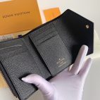 03ffbc13dec04d4cb331eabd3c322b3e-1