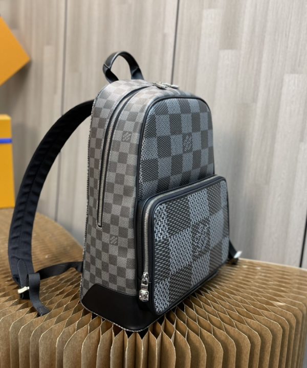 0c2fb8b619e249769076d60b026a63b2-1