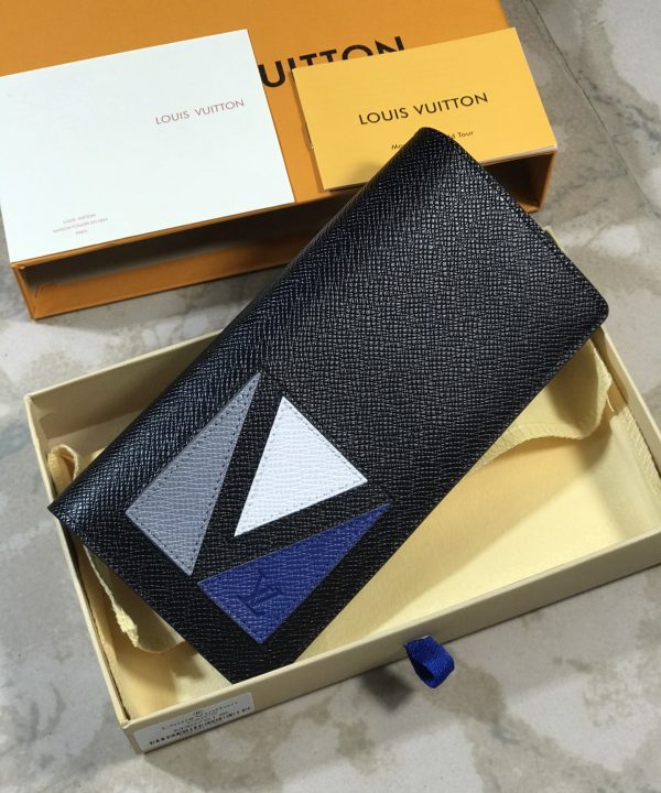 0e1cc1db7d344626b526c25523bc15f3-1