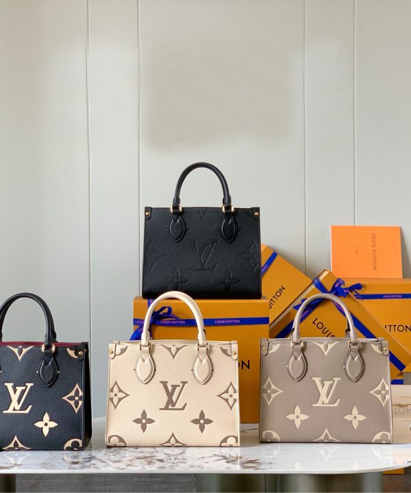 0f7f7fb61ed74bfda59d6398990d44cd-1