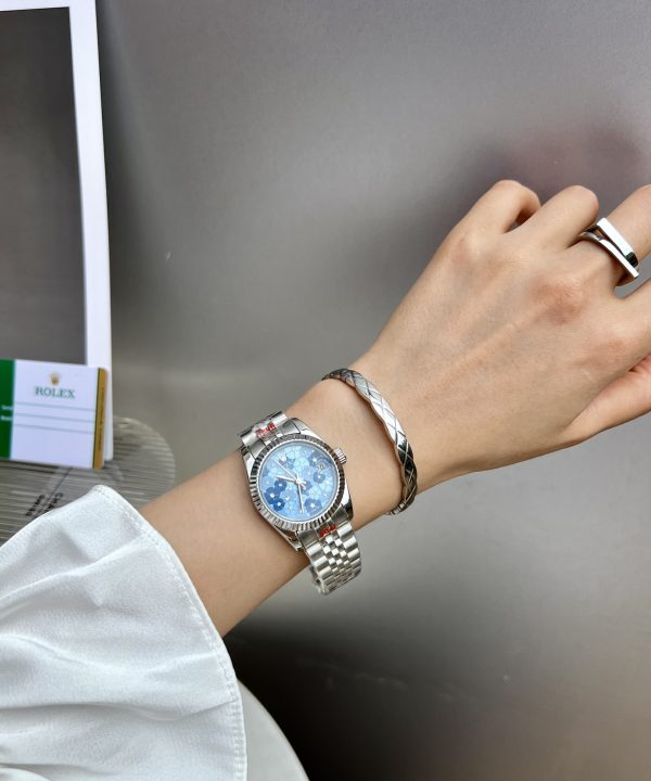 112867d5c6924f1bb76a6e5ae17471dd-1