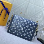 11d6f8d57d2344299a9886d5fc293243