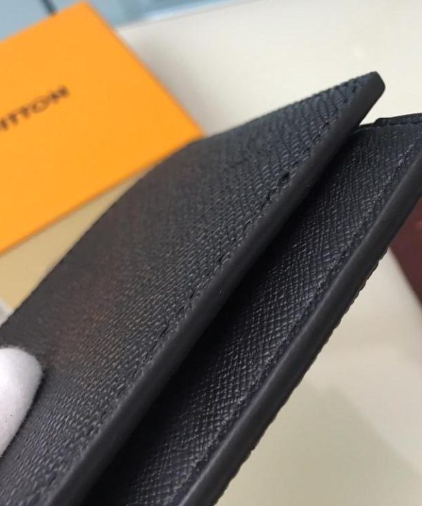 13618efdc7d04247abbb2e97d4475104-1