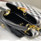 146dcd5e68f5457b8a0e9aacf0e1d8fd-1