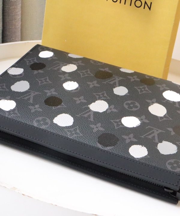 15d5ab8bff9441aa97932041b92e82cb-1 15d5ab8bff9441aa97932041b92e82cb-1