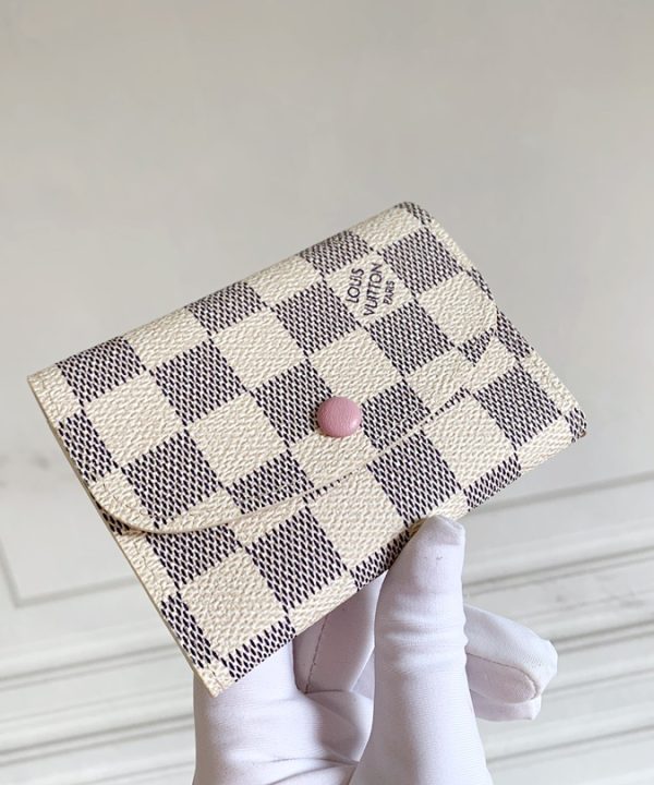 1a9879d6fc40443a9f578b84df25de6e-1