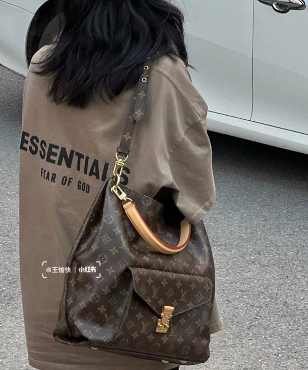 1bb691d1ede64fb6b8a83909bf9a9091-1