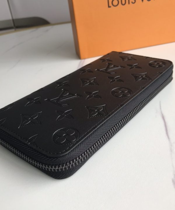 1bf48d369abe43daad39ee3bec5f479a-1