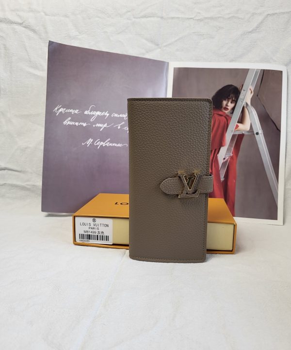 1f9bc4189c9e40758cad7a97c6363f0a-1