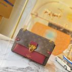 217d81c550e6401bb114dd6d151df085-1