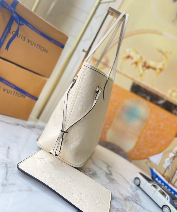 24a3e7b82b1b460bae7614c200153689-1