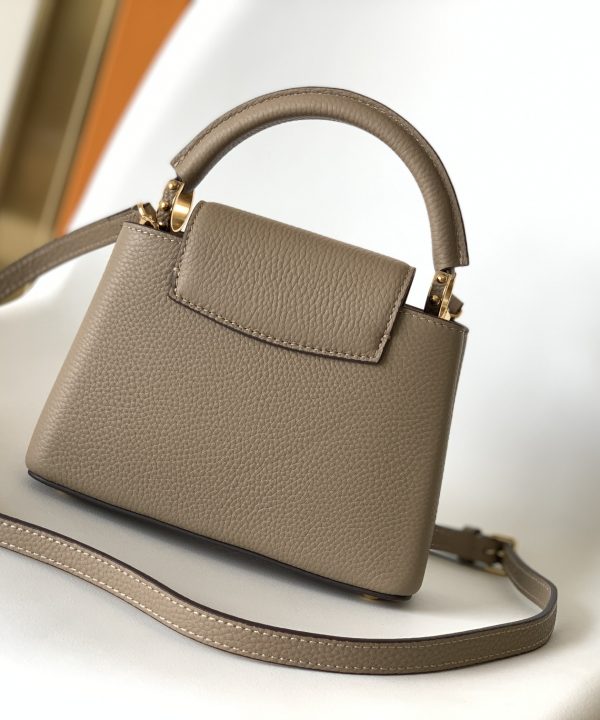 25d1daf5dafa48f289a0c234829b5e88-1