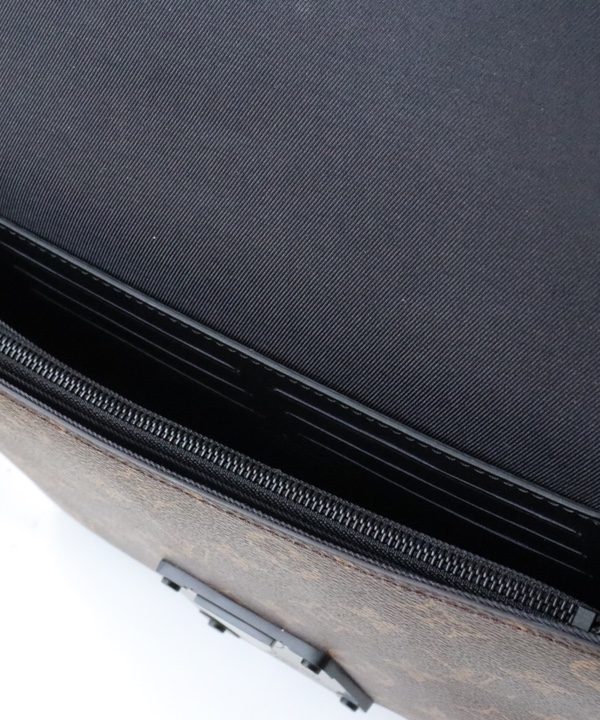 27fa1ce79bd840769e471b1bc1504fd3-1