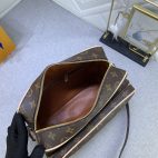 280e7dd0762d441899e121e101561ec4-1