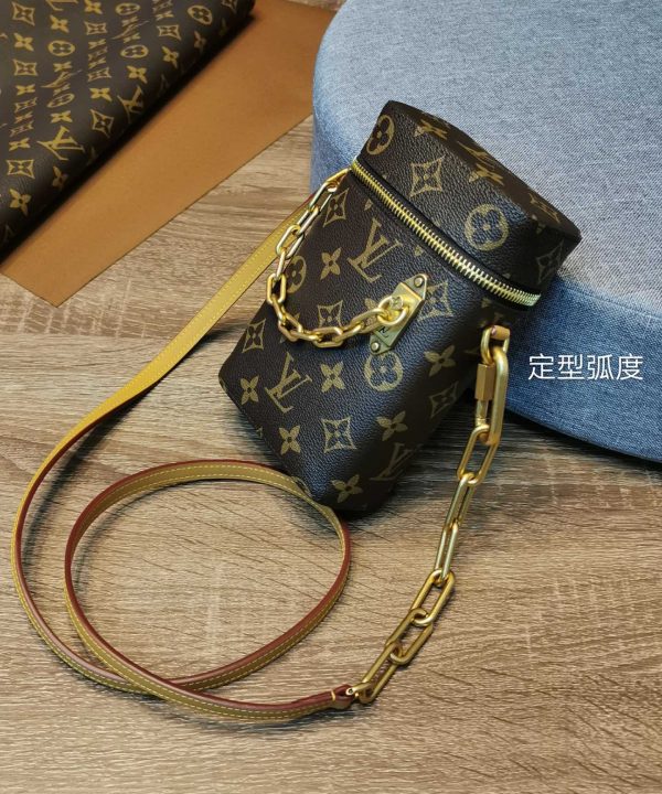 2922bf8f2d8b43479f8c14cb870fbd87-1