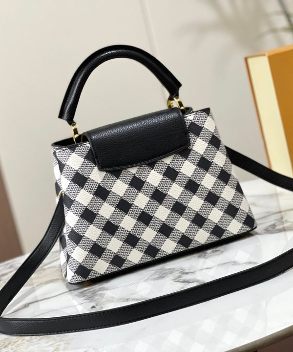 2a51914eb6654bffb68dd5abd6369db5-1 2a51914eb6654bffb68dd5abd6369db5-1