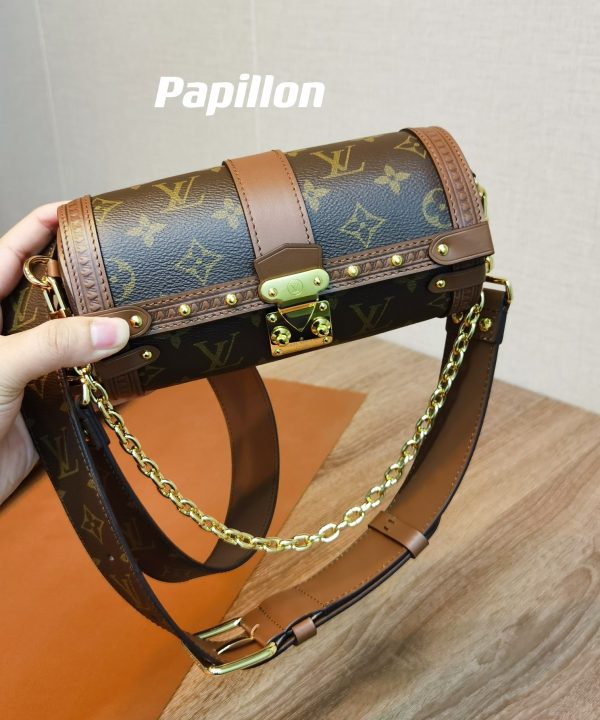 33b5e99aeb36405289bb85fe301bc810-1