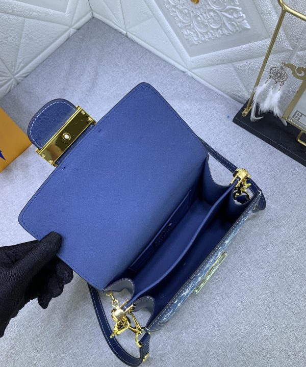 33dd9d52e2034a15b442045cd64b85ff