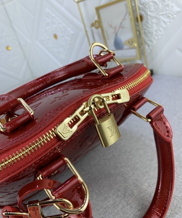 35ccae8d1b0f4dbbbfbf7bd06f2c5fe7-1