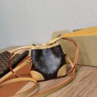 38ef2fb1251e4ff7a05036ae1410792d-1