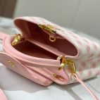 3a1d16af8f1c44e3924296460170b591-1