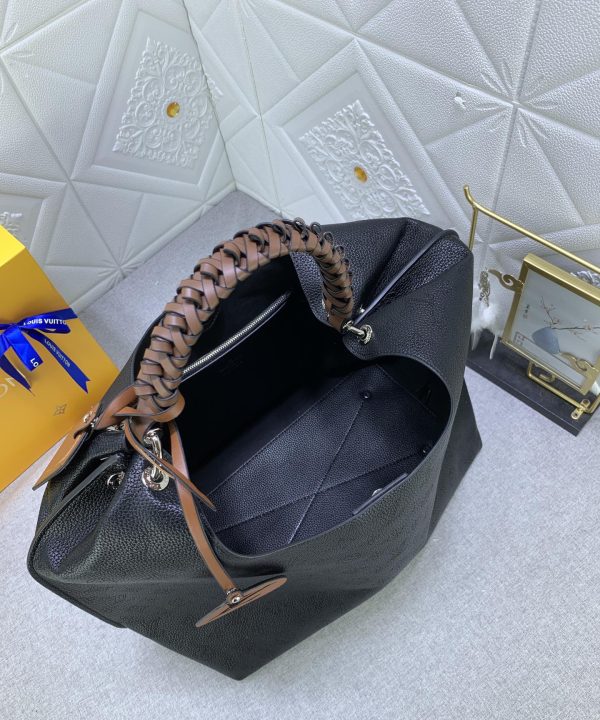 429c98b5a48c45a68eeaf923ab8d7053-1