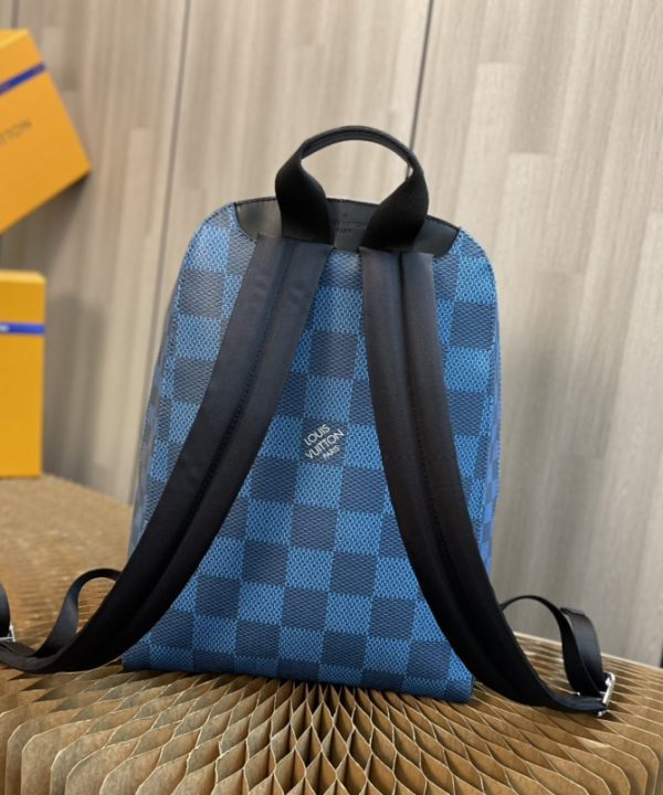 46e3d72c4d144661b88907aa5829b238-1