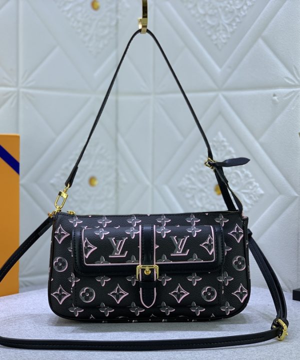 479e86c1aad344a9ad321fc2eedc0aef-1