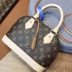 4c18abd84bec490195b991ed9c4de01f-1