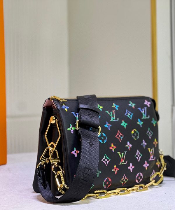 4ef18691184245a6b03328db78ca77ff-1