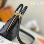 4f2cde48baa44639ac73fd70c9522431-1