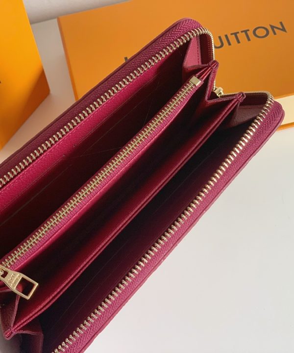 53ef7bf1be314abeb486338507a8f933-1