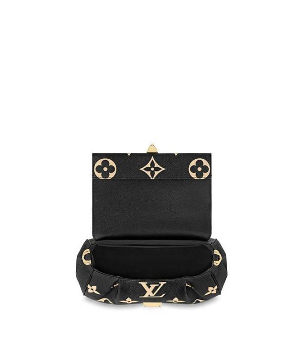 54d9ea3d984447dea741c0828a7a816d-1