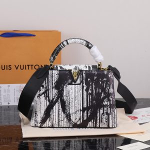 海外発送(10-15日にお届け)  LOUIS VUITTON レディース  バッグ 27X18X10CM