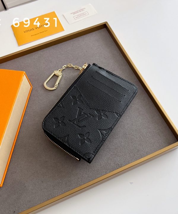 5c38df613fe54e7dae57ac35ca615e0f-1