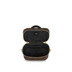 64b6211a9a6d4fca982cef5b34eb3f44-1