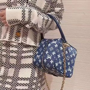 海外発送(10-15日にお届け)【LOUIS VUITTON レディース  バッグ 】SQUARE   -16x16x16 cm