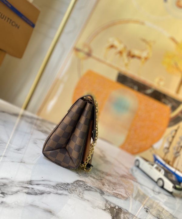 6cd223037e73472bb1b1b6379605610d-1