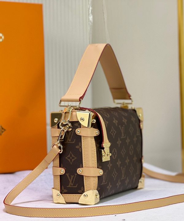 70c53b9e68284a668b46b9b9a8d9cf74-1