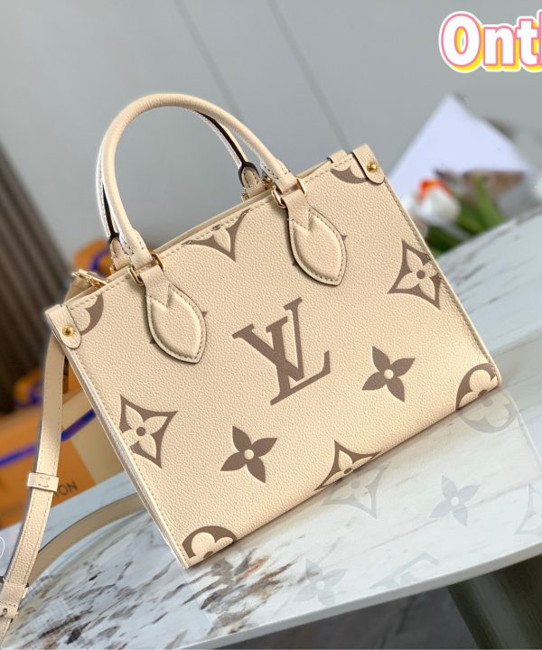 736bb7e0718e4fbd9e052e95b4f9eccd-1