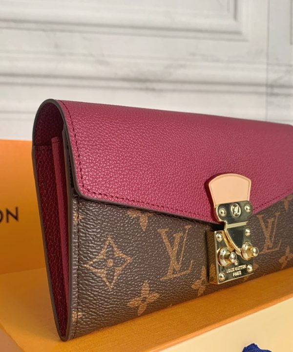 7b146b6ab68f4b79ba42eb335c6d6e51-1