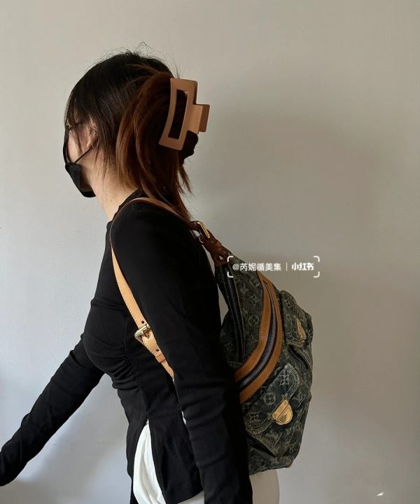 7c5f7667c5f14d66a0c797a51f4d8f18