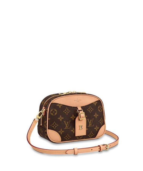 7e70c8aabdf94c839e3e2644970f2ee3-1