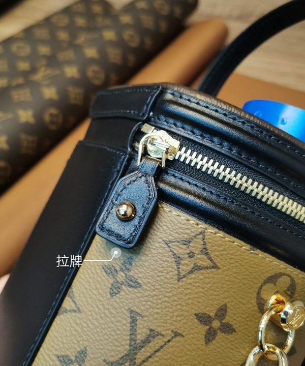 7e90b571713d4007bfff8ccf03f4f42c-1