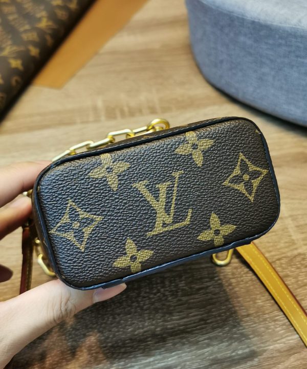 7fea500e502945849bc351df8c6a34be-1