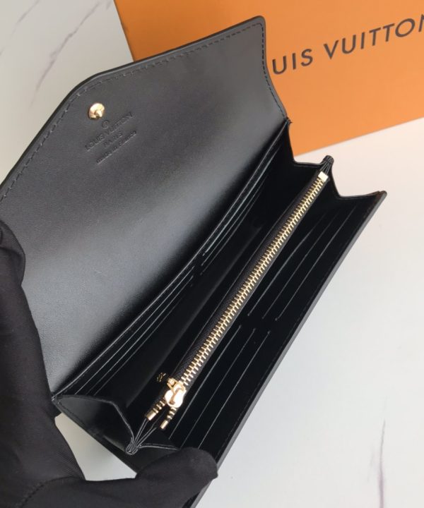 81244a17539b4c6381f0e7bf874e1889-1