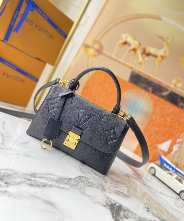 863ed3308f15428f9fb83e75fcda4b7c-1